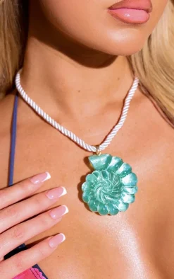 Aqua Green Resin Shell Rope Necklace