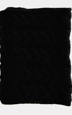 Black Cable Knitted Scarf