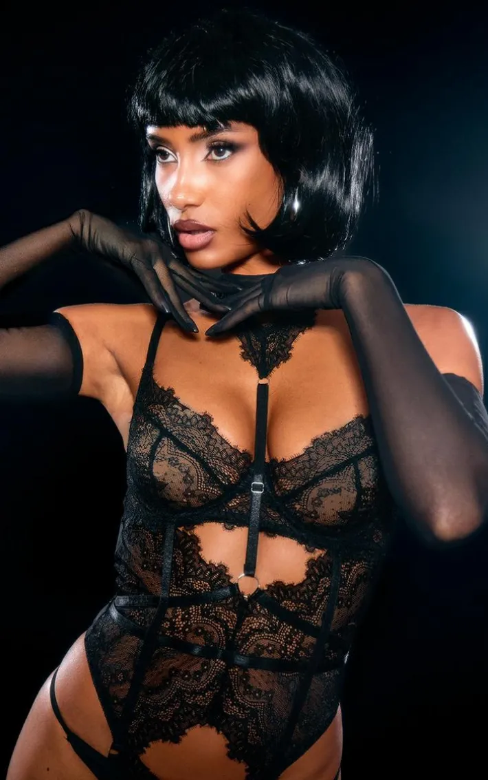 Black Cleopatra Short Wig