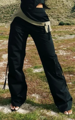 Black Contrast Panel Pocket Detail Cargos