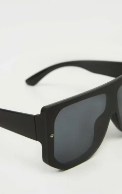 Black Oversized Back Frame Sunglasses