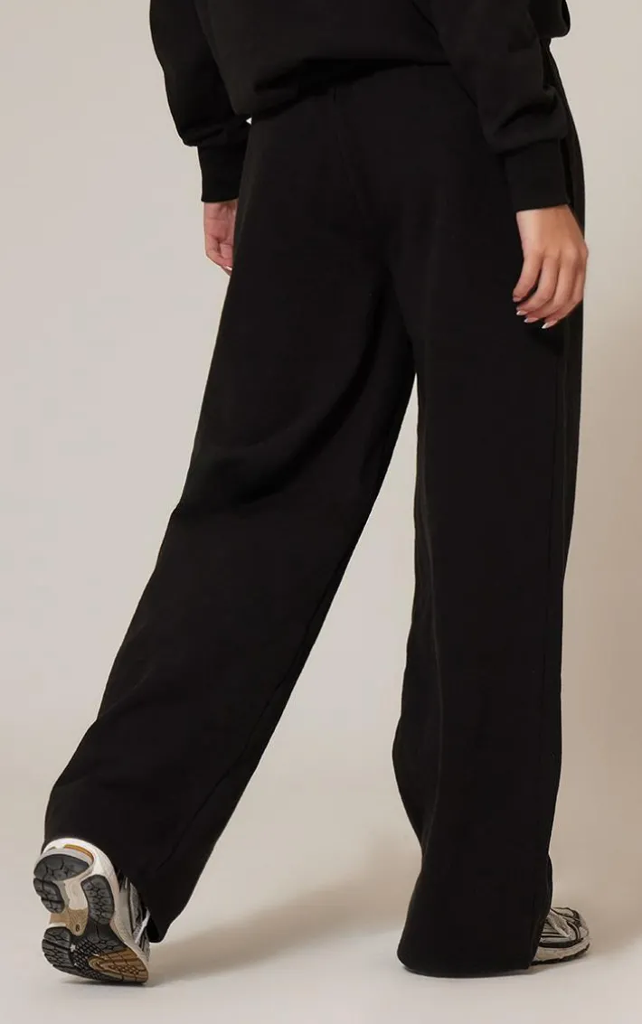 Black Premium Thin Waistband Straight Leg Sweat Sweatpants
