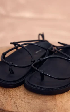 Black PU Round Toe Crossover Strap Lace Up Chunky Sandals