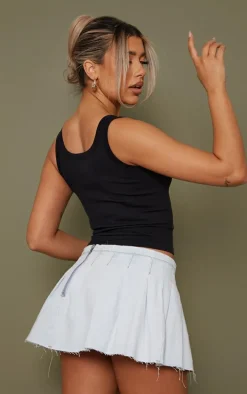 Black Snatched Rib Scoop Vest