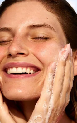 Coco & Eve Fruit Enzyme Cleanser 120ml