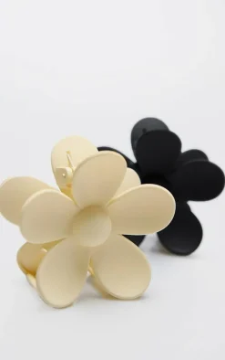 Cream Flower Claw Clip