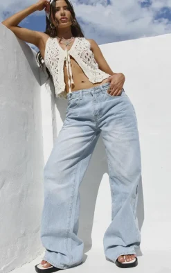 Light Blue Wash Low Rise Boyfriend Jeans