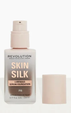 Makeup Revolution Skin Silk Serum Foundation F15