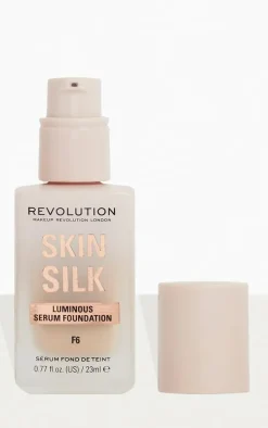 Makeup Revolution Skin Silk Serum Foundation F6
