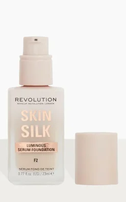 Makeup Revolution Skin Silk Serum Foundation F2