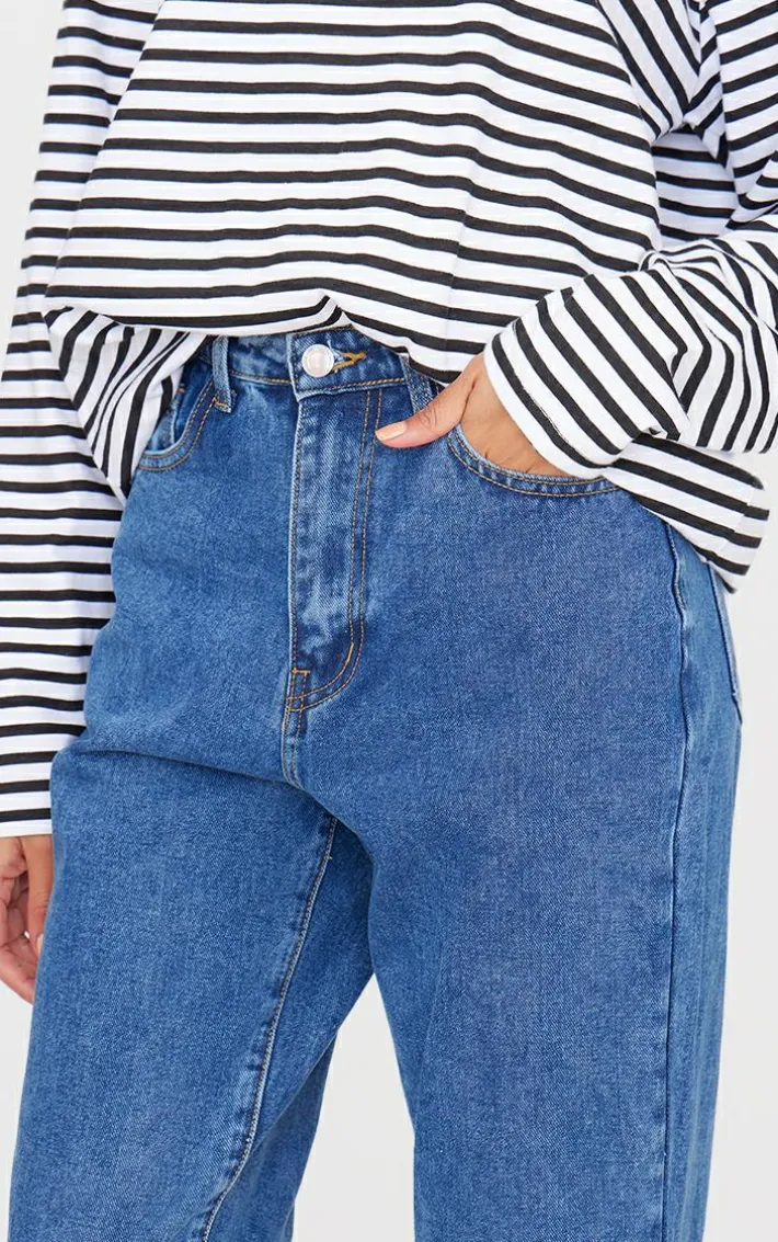 Mid Blue Wash Basic Straight Leg Jean