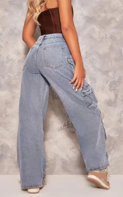 Petite Light Blue Wash Pocket Detail Wide Leg Jeans