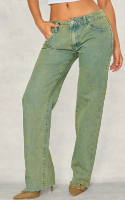 Petite Vintage Bleach Wash Low Waist Long Leg Straight Jeans