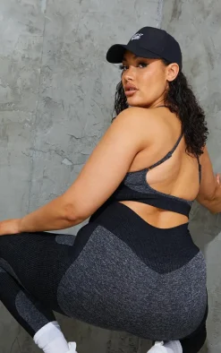 Plus Black Seamless Longline Sports Bra Top