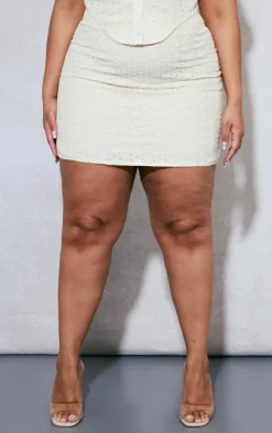 Plus Cream Broderie Anglaise Bodycon Skirt