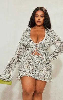 Plus Cream Leopard Lace Up Ruffle Hem Skirt