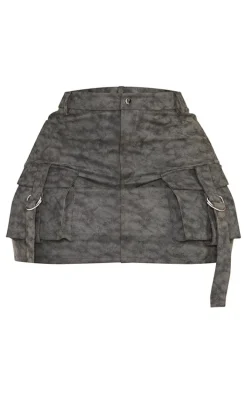 Plus Washed Black Faux Leather Pocket Cargo Mini Skirt