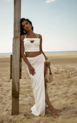 Premium Cream Textured Cup Detail Ruched Crop Top