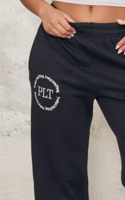 PRETTYLITTLETHING Black Embroiderd Sweat Pant Sweatpants