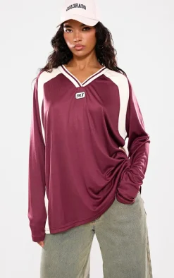 PRETTYLITTLETHING Burgundy Studio Mode Long Sleeve Football Shirt