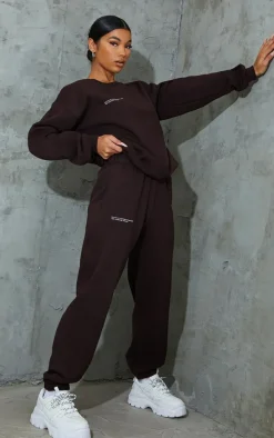 PRETTYLITTLETHING Chocolate Brown Est 2012 Sweatpant