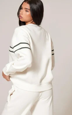 PRETTYLITTLETHING Cream Contrast Print Oversized Sweatshirt