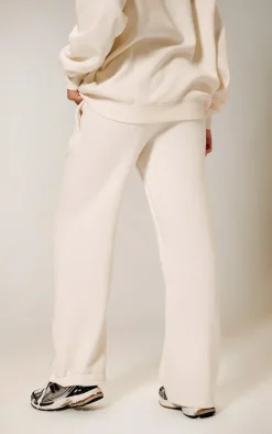 PRETTYLITTLETHING Cream Contrast Logo Badge Wide Leg Sweatpants