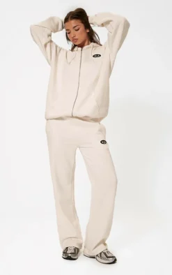 PRETTYLITTLETHING Cream Contrast Logo Badge Oversized Zip Through Hoodie