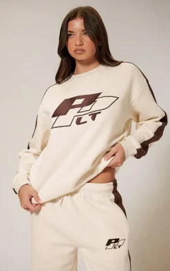 PRETTYLITTLETHING Cream Embroidered Contrast Panel Oversized Sweatshirt