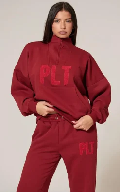 PRETTYLITTLETHING Dark Red Borg Applique Cuffed Sweatpants