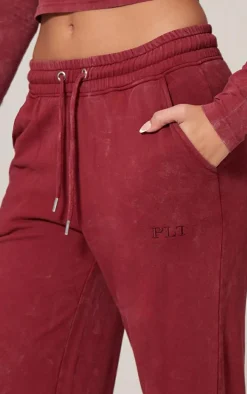 PRETTYLITTLETHING Dark Red Washed Longline Long Sleeve Cotton Fitted T-shirt