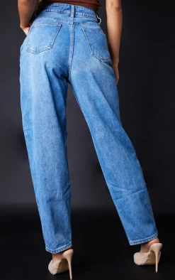PRETTYLITTLETHING L30 Mid Blue Boyfriend Jeans