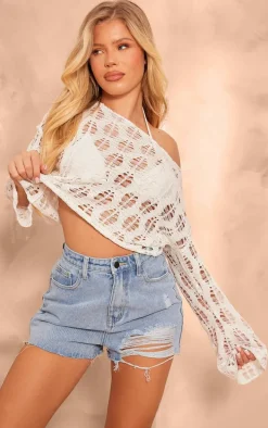 PRETTYLITTLETHING Light Blue Wash Ripped Denim Mom Shorts