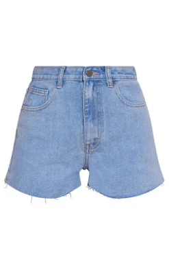 PRETTYLITTLETHING Light Blue Wash Raw Hem Hot Pants