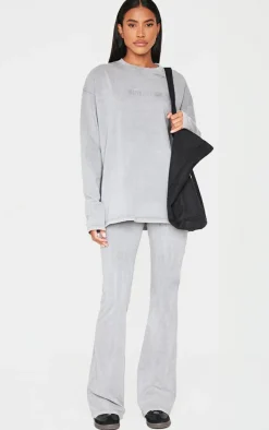 PRETTYLITTLETHING Light Grey Embossed Logo Washed Long Sleeve T-shirt