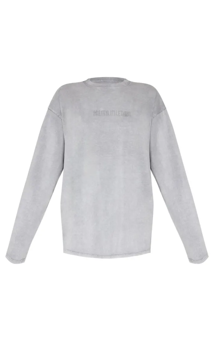 PRETTYLITTLETHING Light Grey Embossed Logo Washed Long Sleeve T-shirt
