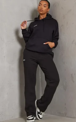 PRETTYLITTLETHING Logo Black Badge Detail Straight Sweatpants