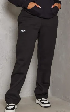 PRETTYLITTLETHING Logo Black Badge Detail Straight Sweatpants