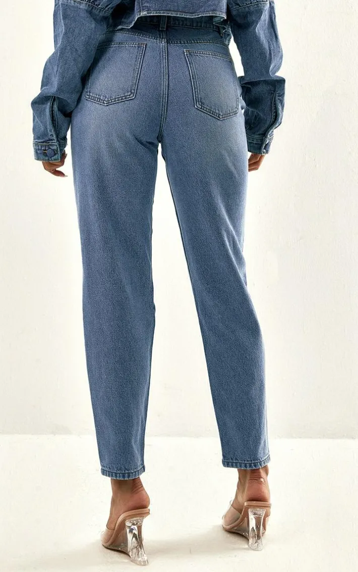 PRETTYLITTLETHING Mid Blue Wash Distressed Mom Jeans