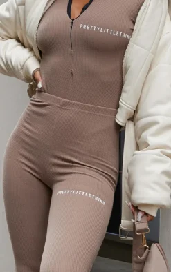 PRETTYLITTLETHING Mocha Crinkle Rib Split Hem Leggings