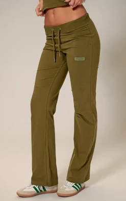 PRETTYLITTLETHING Olive Badge Low Rise Straight Leg Pants
