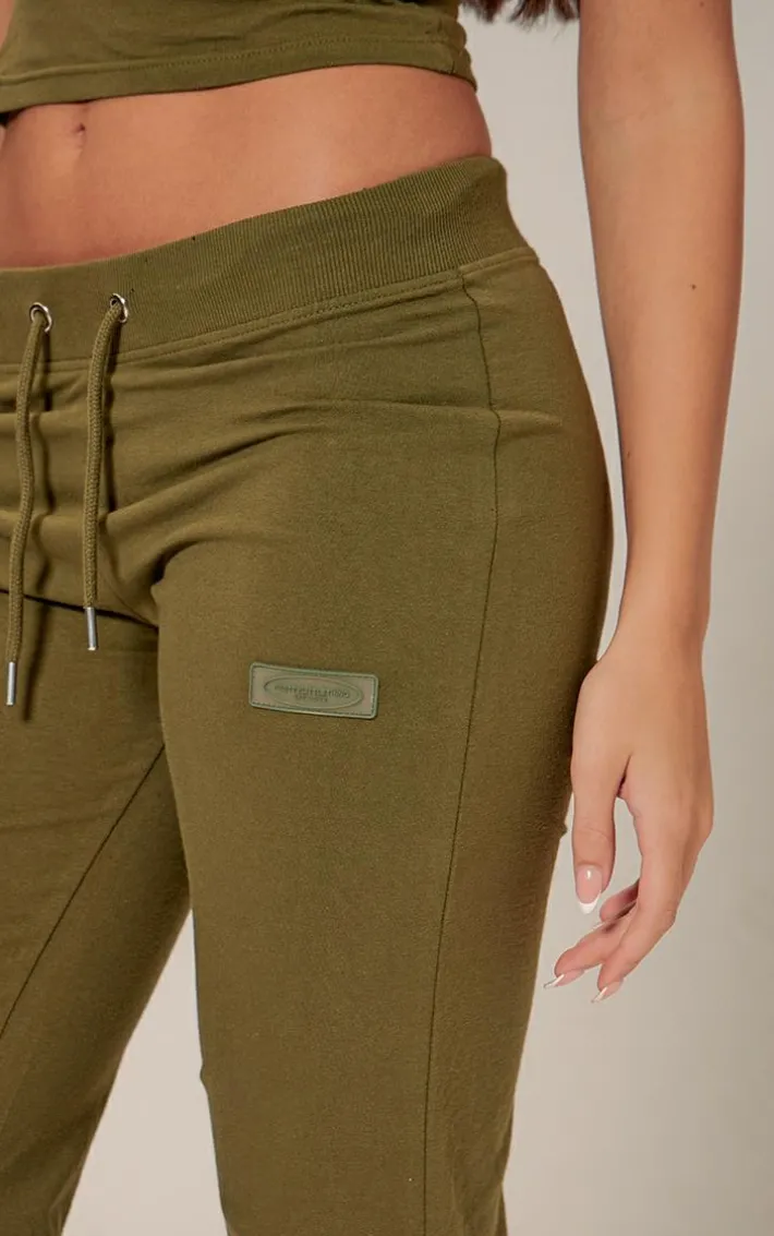 PRETTYLITTLETHING Olive Badge Low Rise Straight Leg Pants