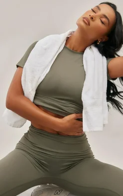 PRETTYLITTLETHING Olive Sport Sculpt Basic Short Sleeve Top