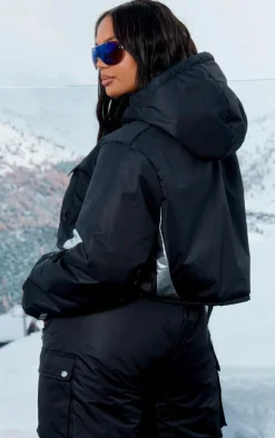 PRETTYLITTLETHING Plus Black Reflective Panel Pull Over Cropped Puffer Coat