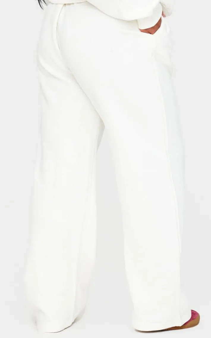 PRETTYLITTLETHING Plus Cream Contrast Print Wide Leg Sweatpants
