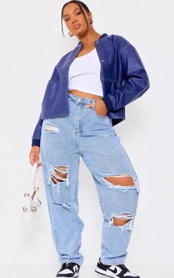 PRETTYLITTLETHING Plus Light Wash Ripped Mom Jeans