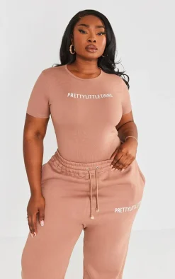 PRETTYLITTLETHING Plus Mocha Short Sleeve Bodysuit