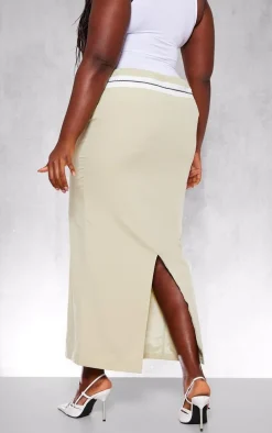 PRETTYLITTLETHING Plus Sage Green Contrast Foldover Waistband Maxi Skirt