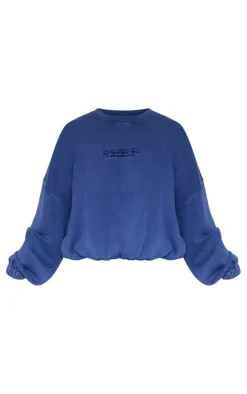 PRETTYLITTLETHING Plus Washed Blue Embroidered Oversized Sweatshirt