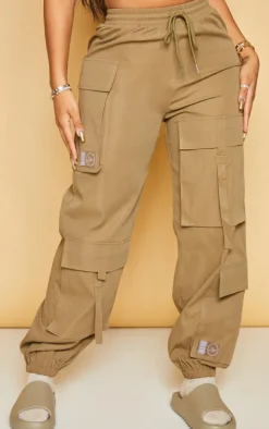 PRETTYLITTLETHING Shape Khaki Cargo Pocket Sweatpants